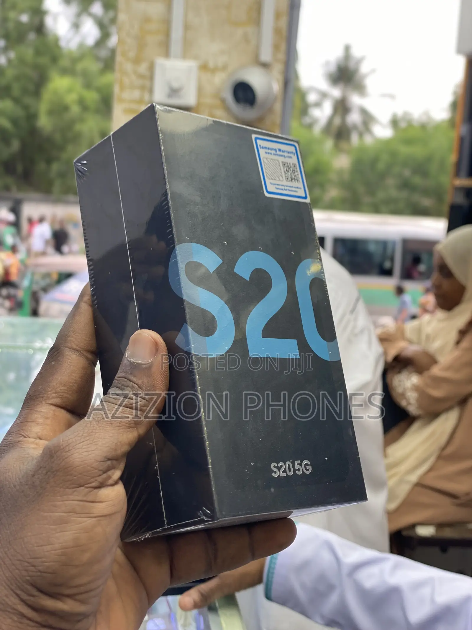 New Samsung Galaxy S20 128 GB Blue