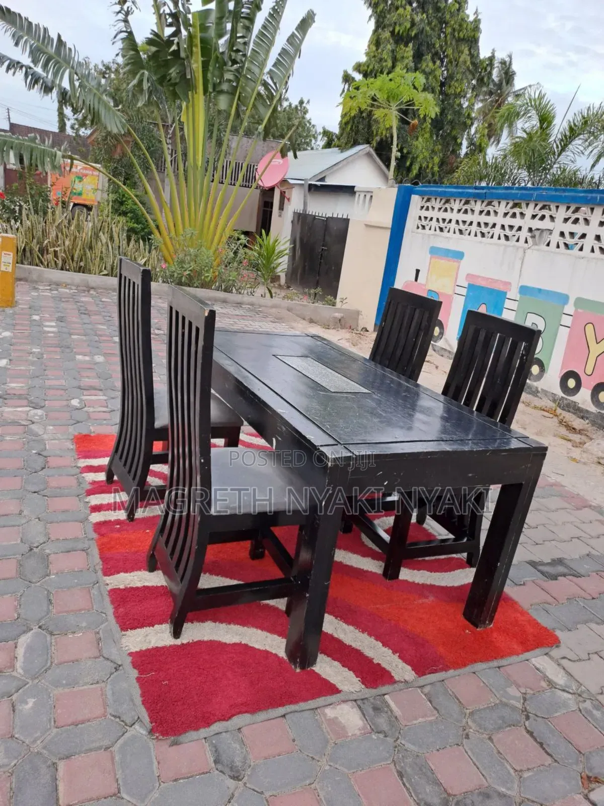 Dinning Table Ya Kisasa