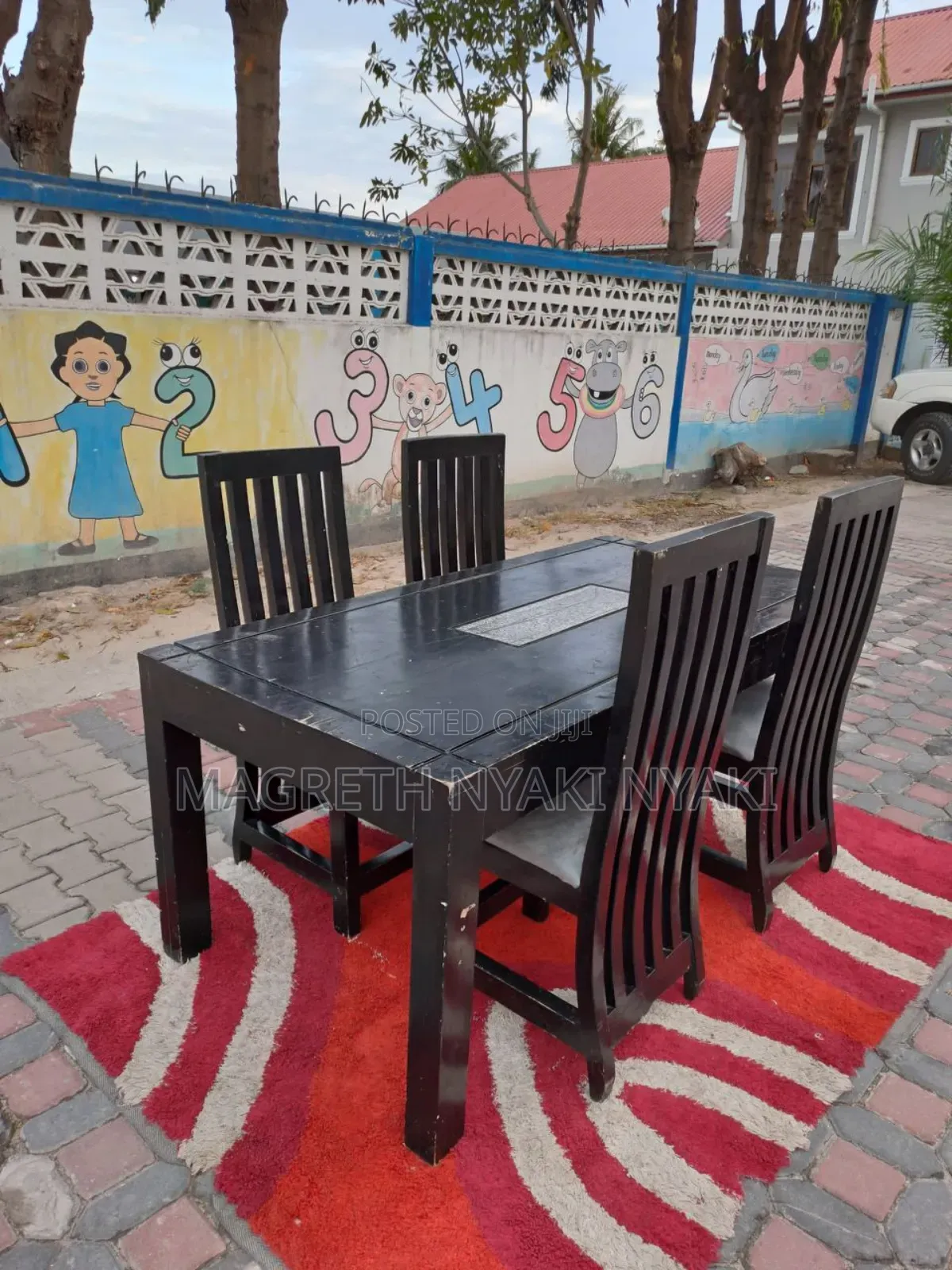 Dinning Table Ya Kisasa