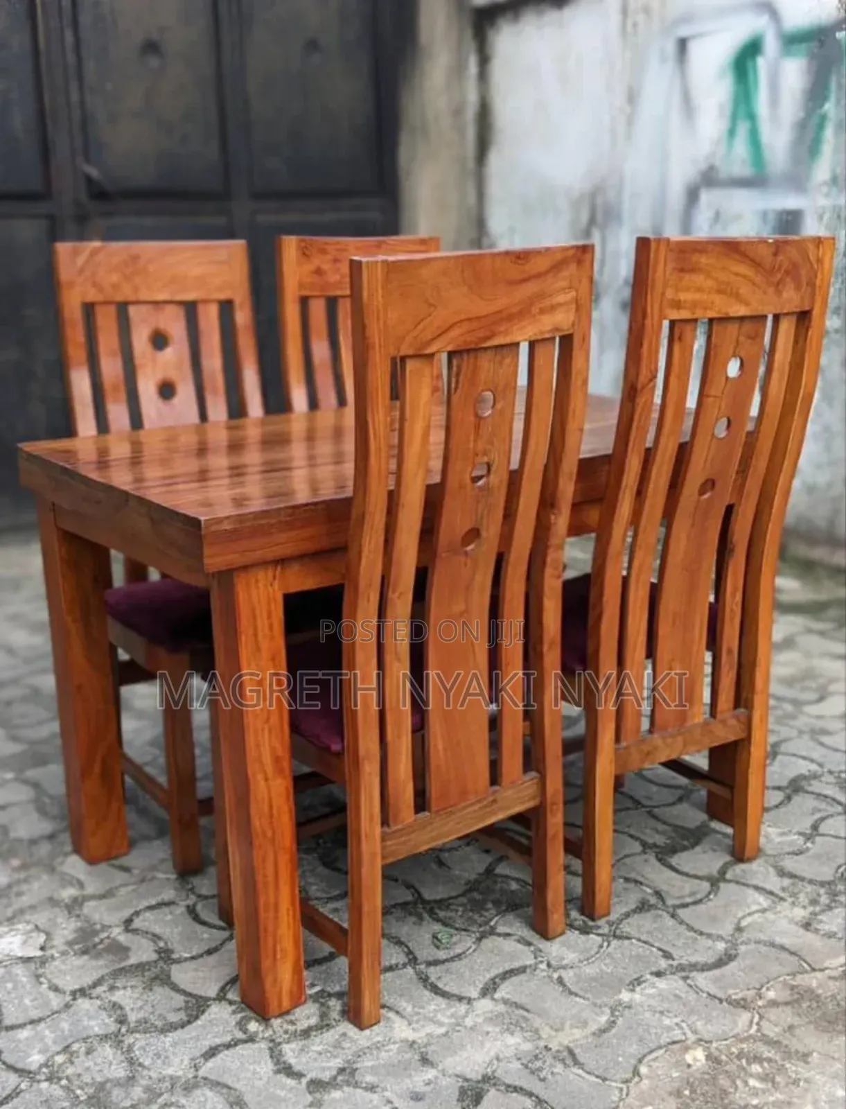 Dinning Table