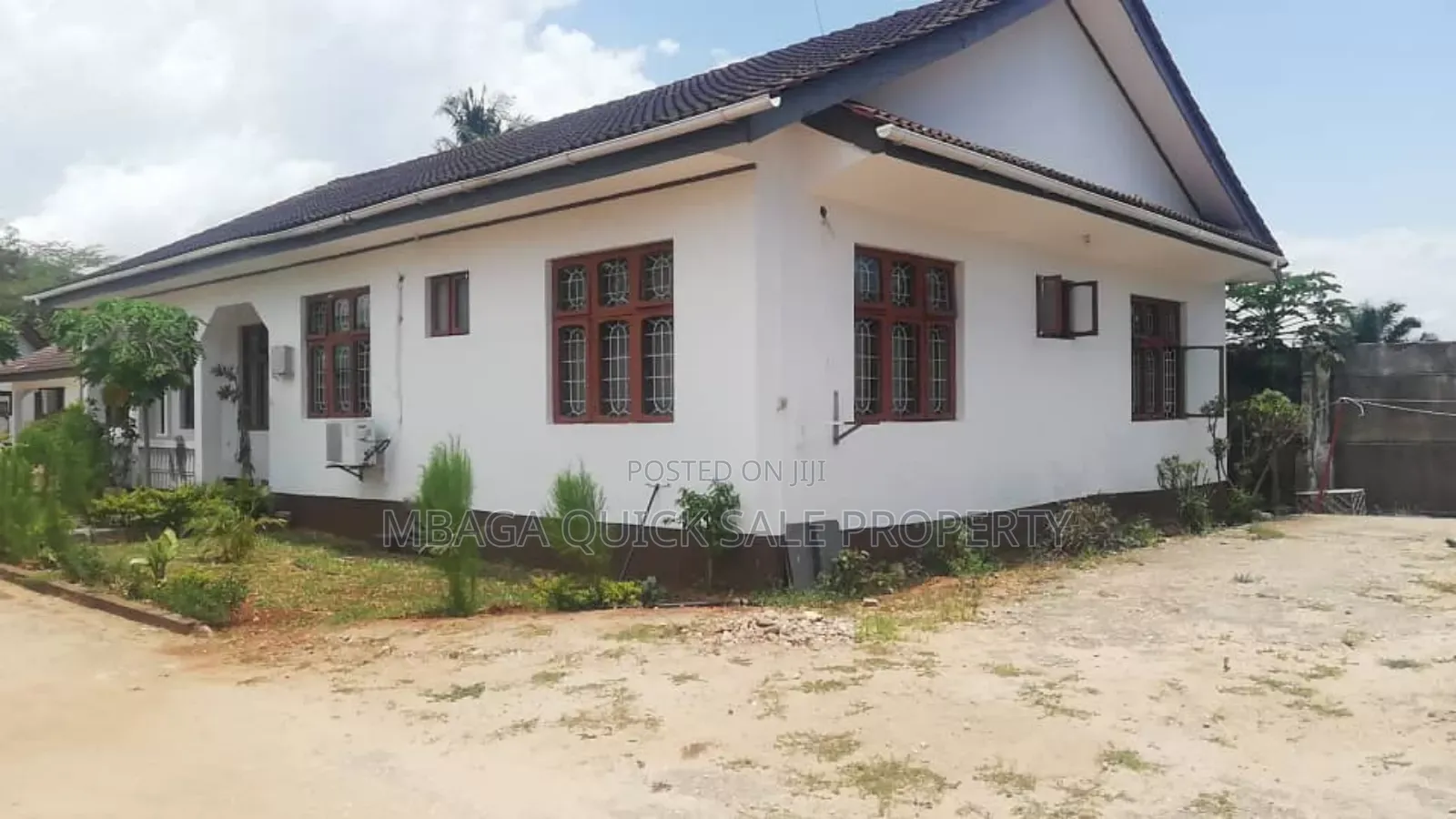 3bdrm Apartment in Mikocheni for rent