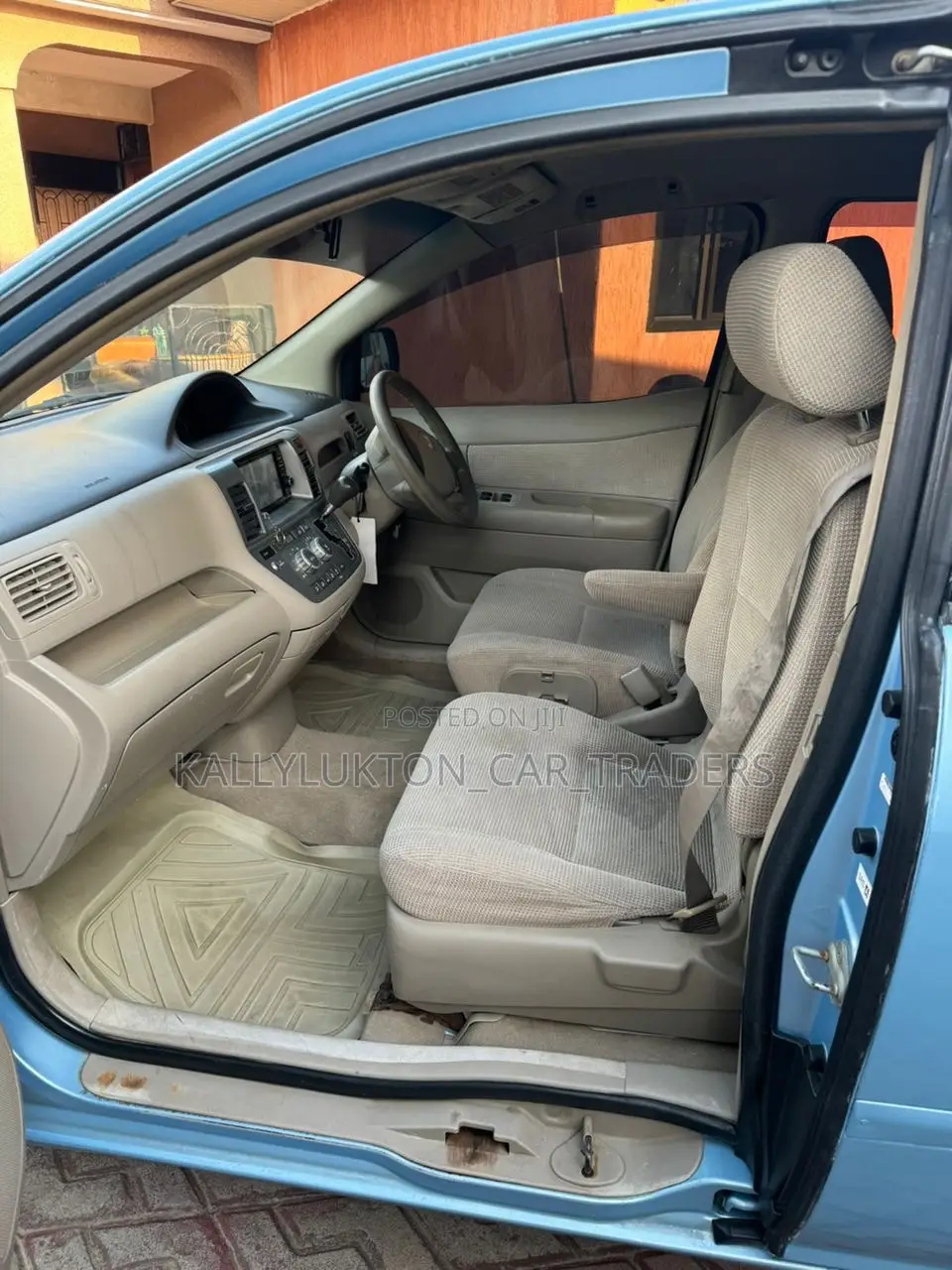 Toyota Raum 2005 Blue