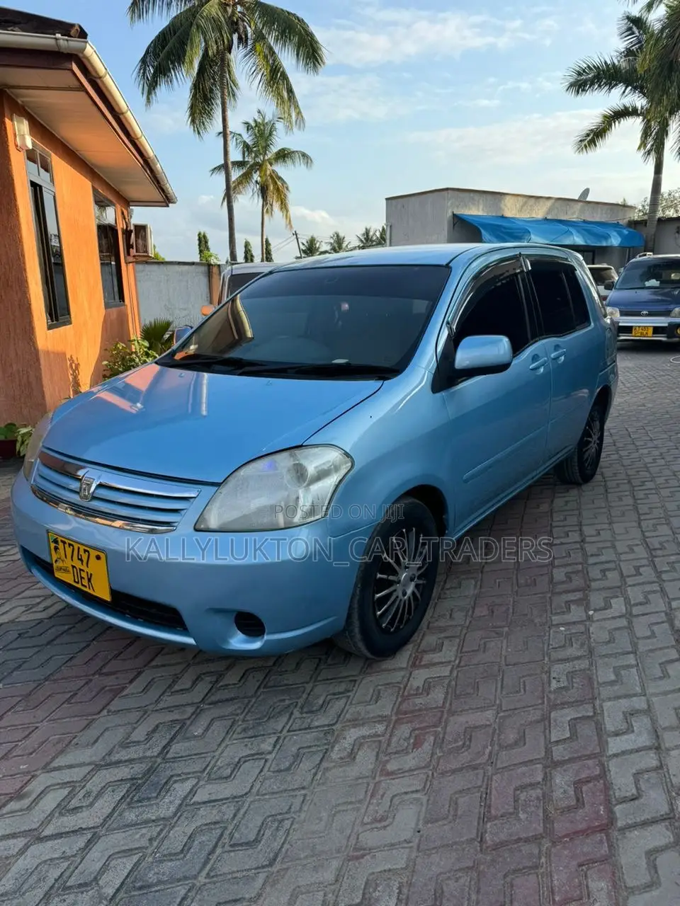 Toyota Raum 2005 Blue