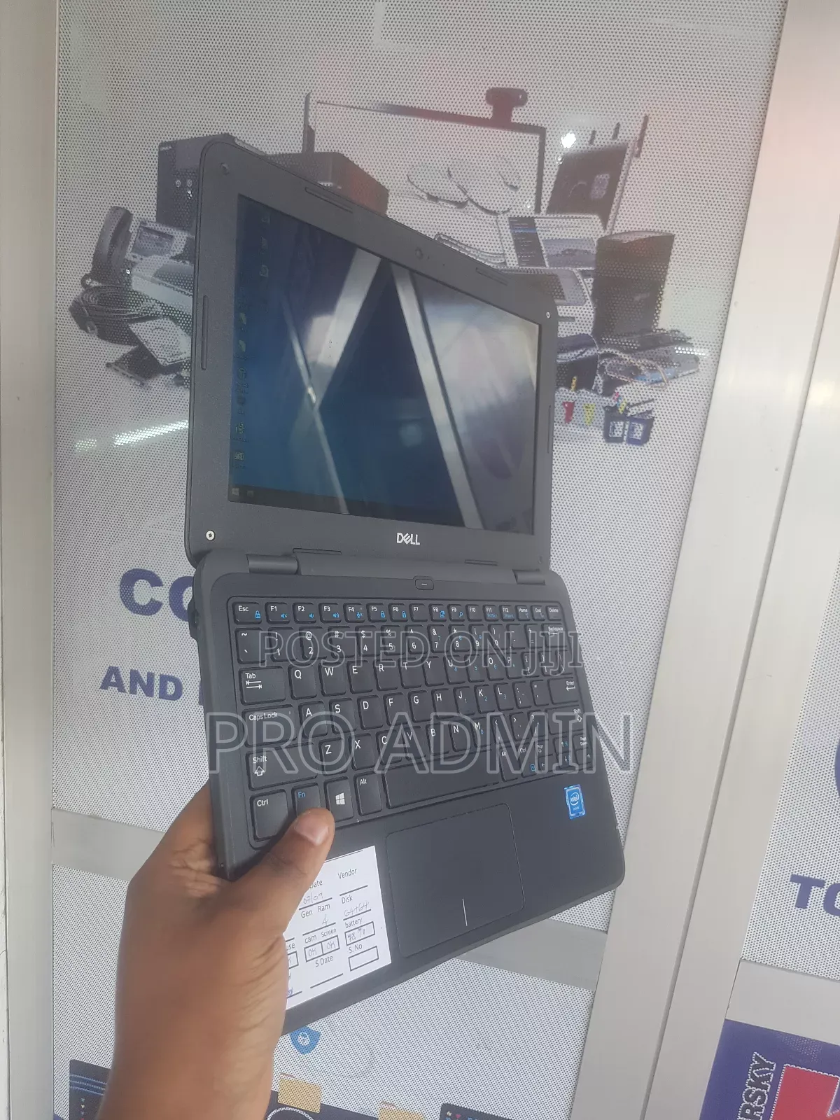 Laptop Dell Latitude 3189 4GB Intel Celeron SSD 128GB