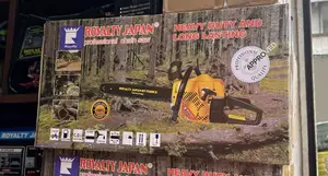 Chainsaw Gasoline