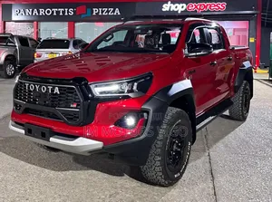 New Toyota Hilux 2024 Red