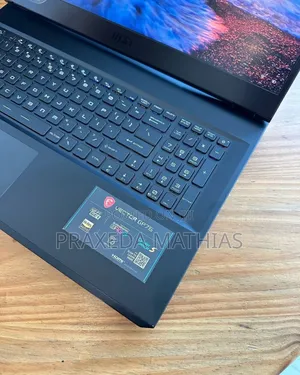 New Laptop MSI Vector GP66HX 12UGS 16GB Intel Core I7 SSD 1T