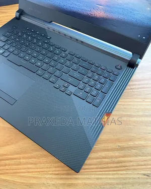 New Laptop Asus ROG Strix G17 16GB Intel Core I7 SSD 3T