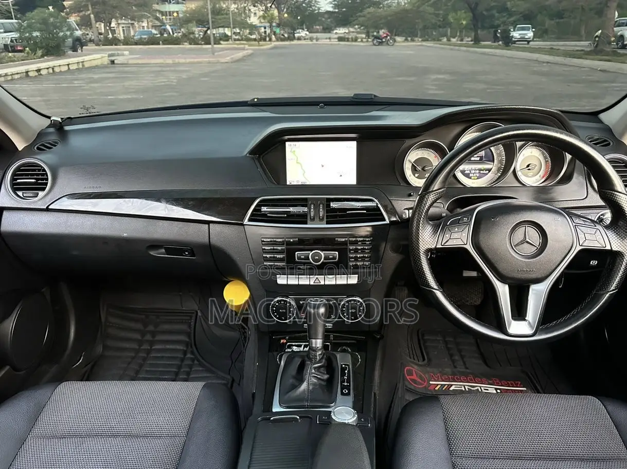 Mercedes-Benz C-Class 2013 Black