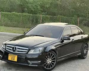 Mercedes-Benz C-Class 2013 Black