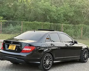 Mercedes-Benz C-Class 2013 Black