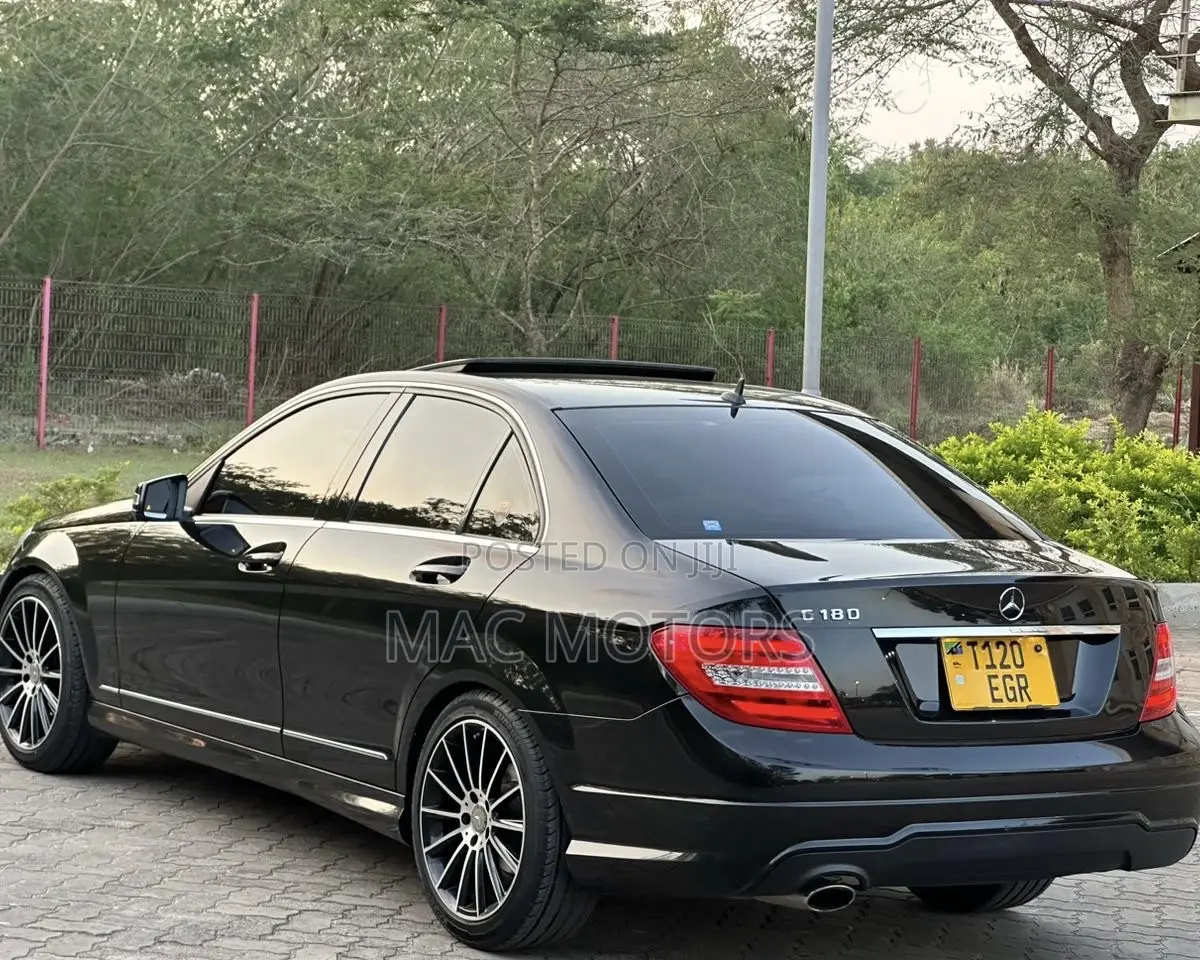 Mercedes-Benz C-Class 2013 Black