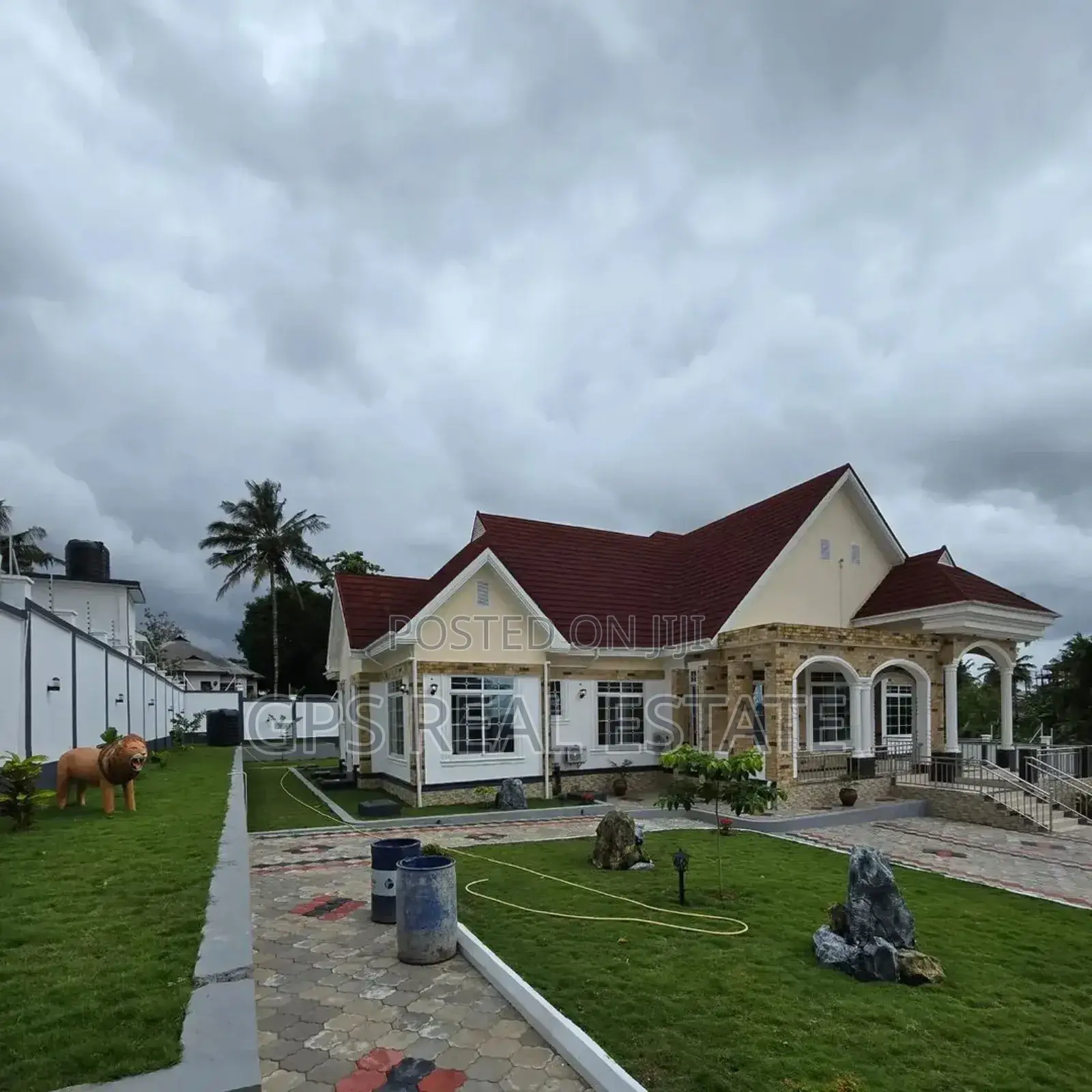 4bdrm House in Goba Makongo Road, Kinondoni for sale