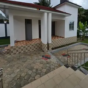 4bdrm House in Goba Makongo Road, Kinondoni for sale