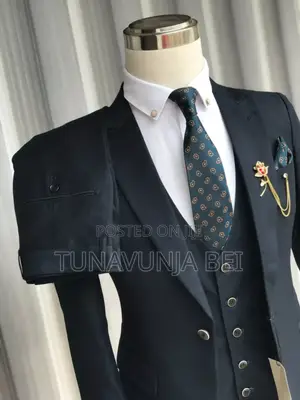Ricardo Suit