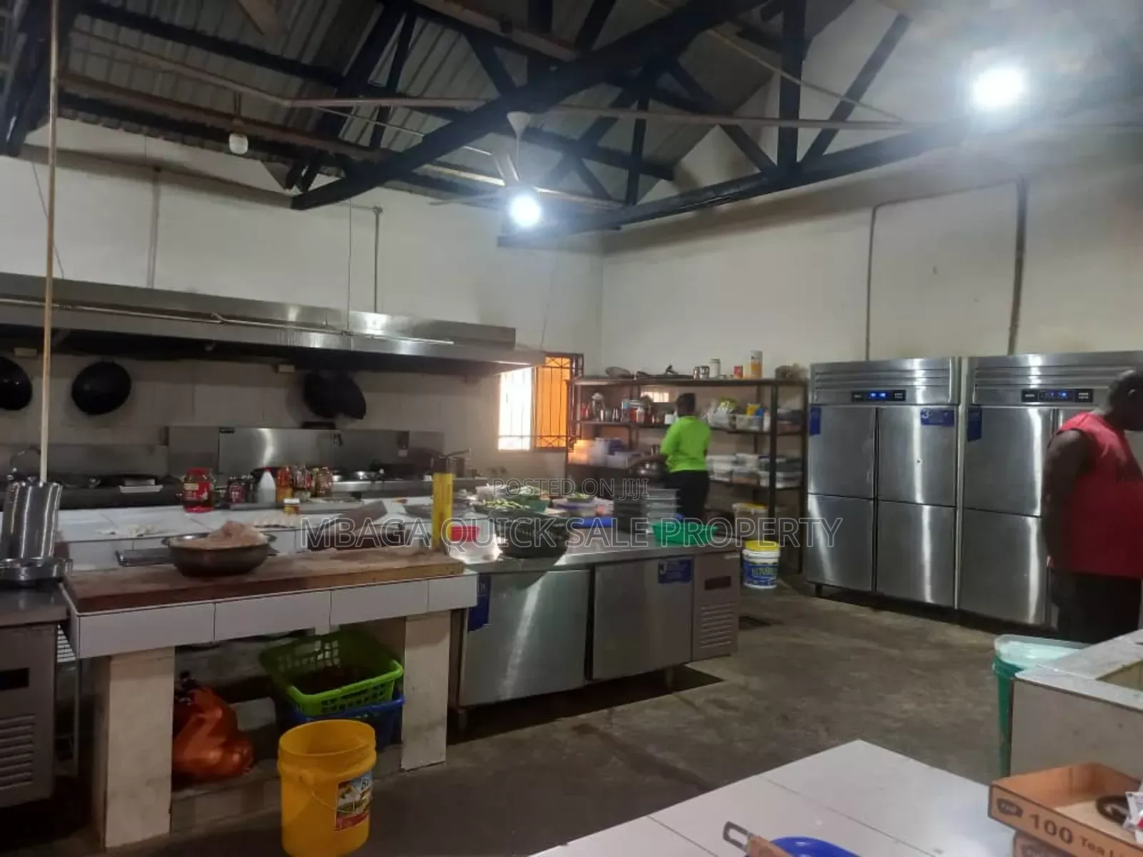 4bdrm Bungalow in Masaki Near Sea for rent