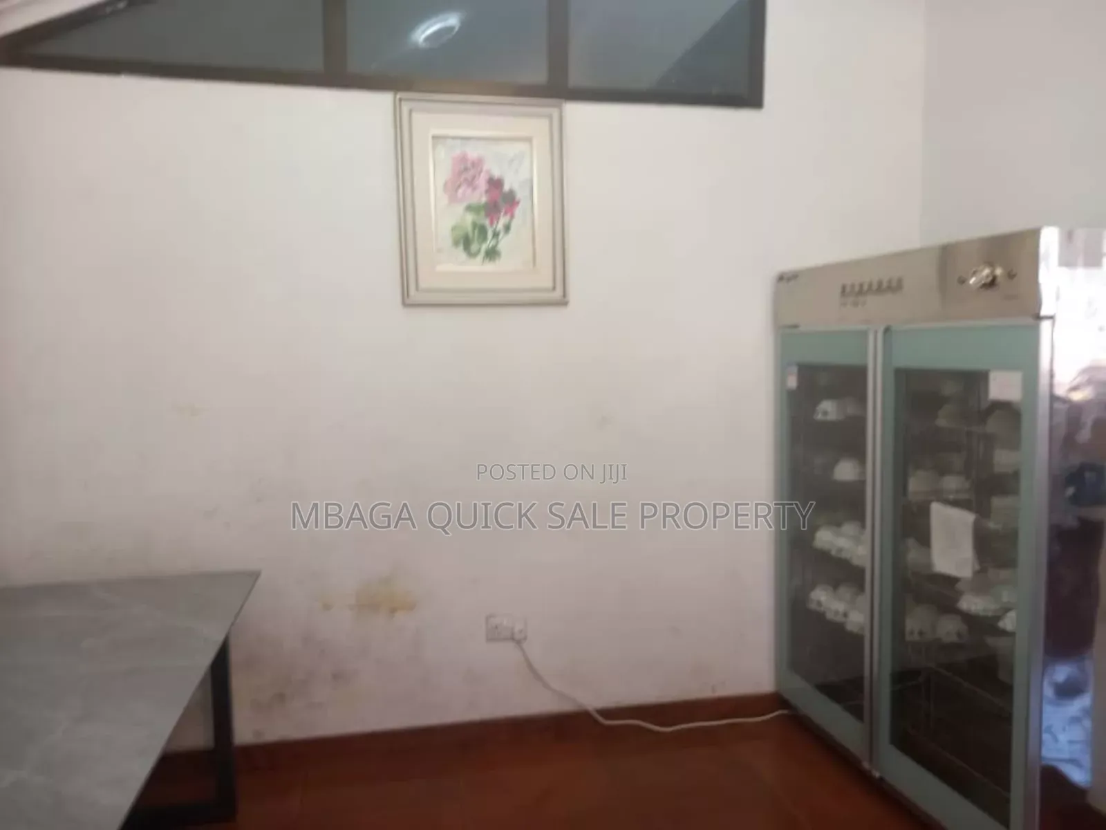4bdrm Bungalow in Masaki Near Sea for rent