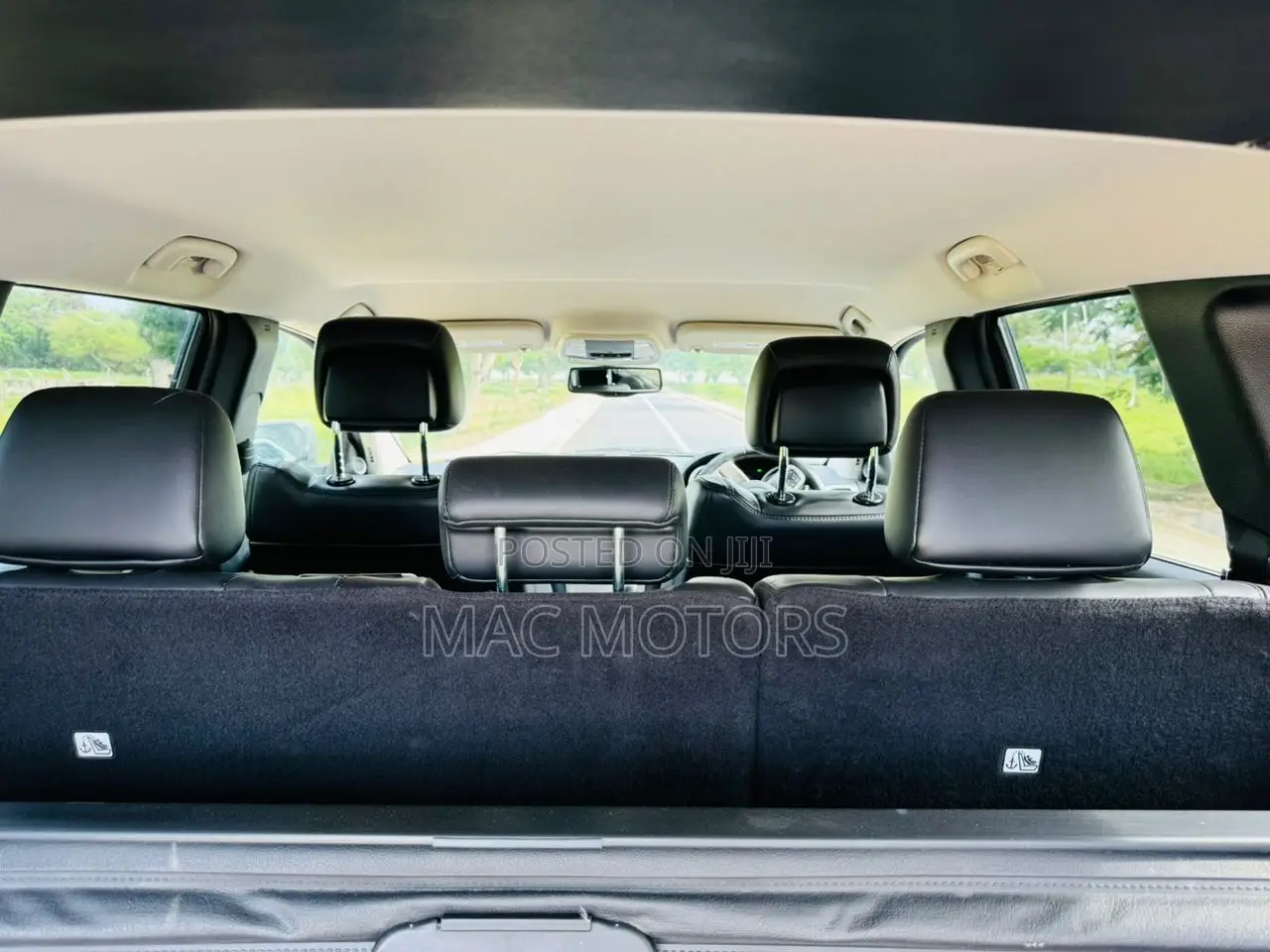 Jeep Cherokee 2012 Gray
