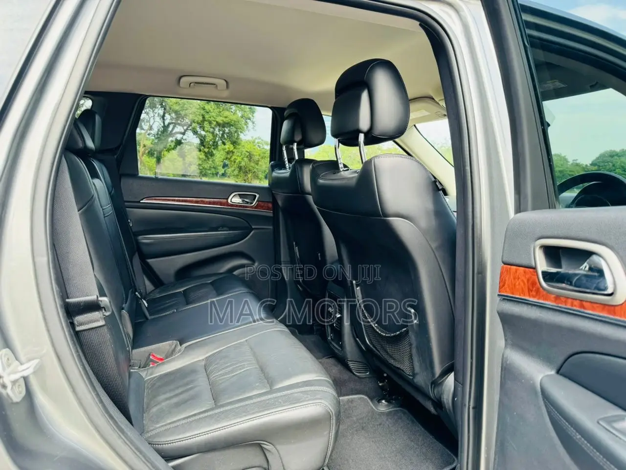 Jeep Cherokee 2012 Gray
