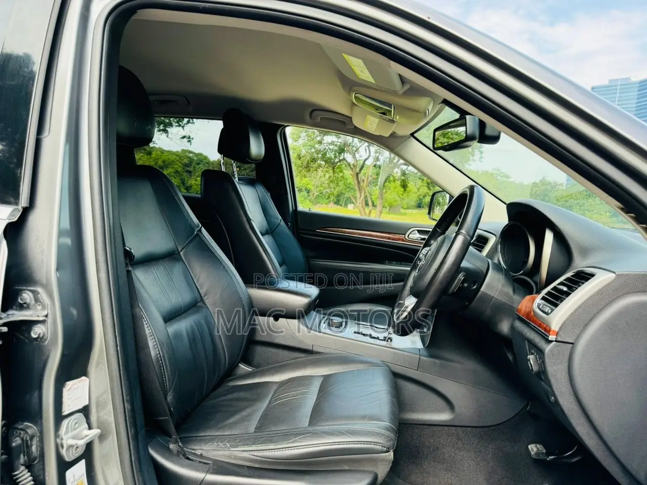 Jeep Cherokee 2012 Gray