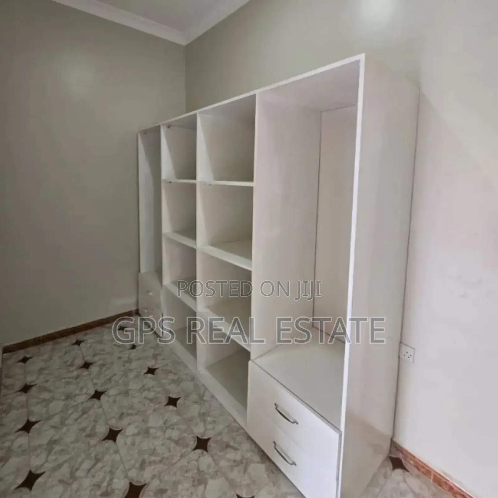5bdrm House in Goba Center, Kinondoni for sale
