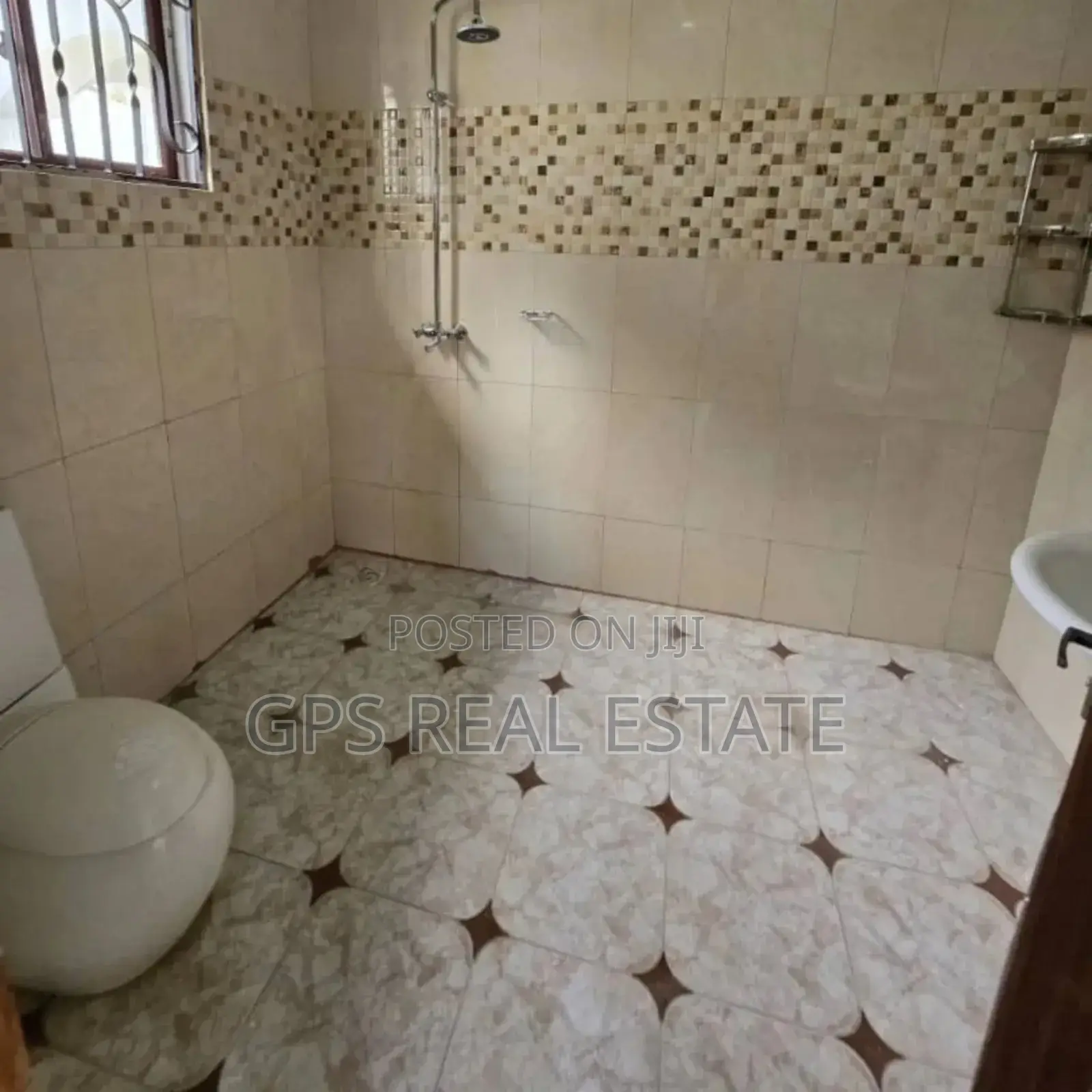 5bdrm House in Goba Center, Kinondoni for sale