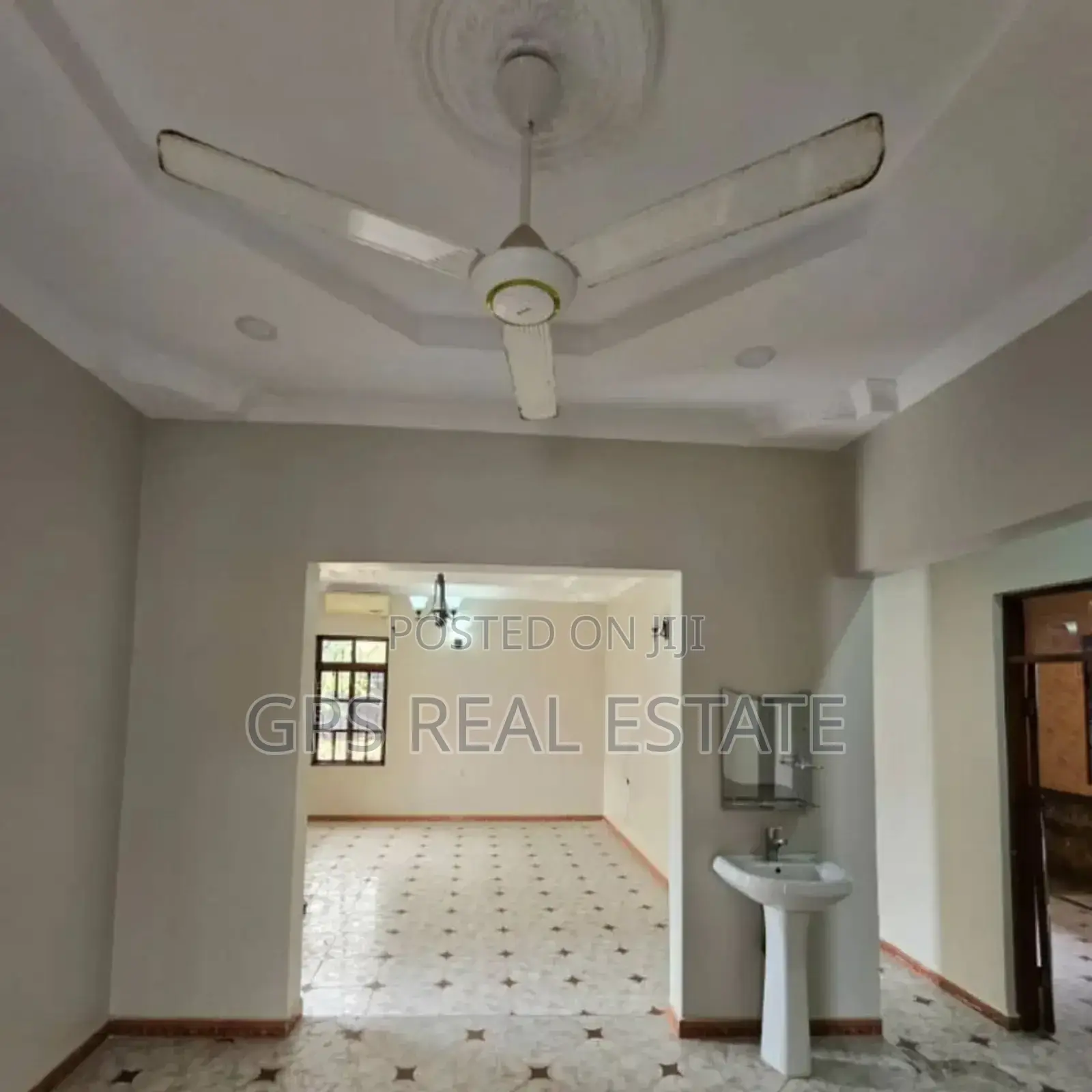 5bdrm House in Goba Center, Kinondoni for sale