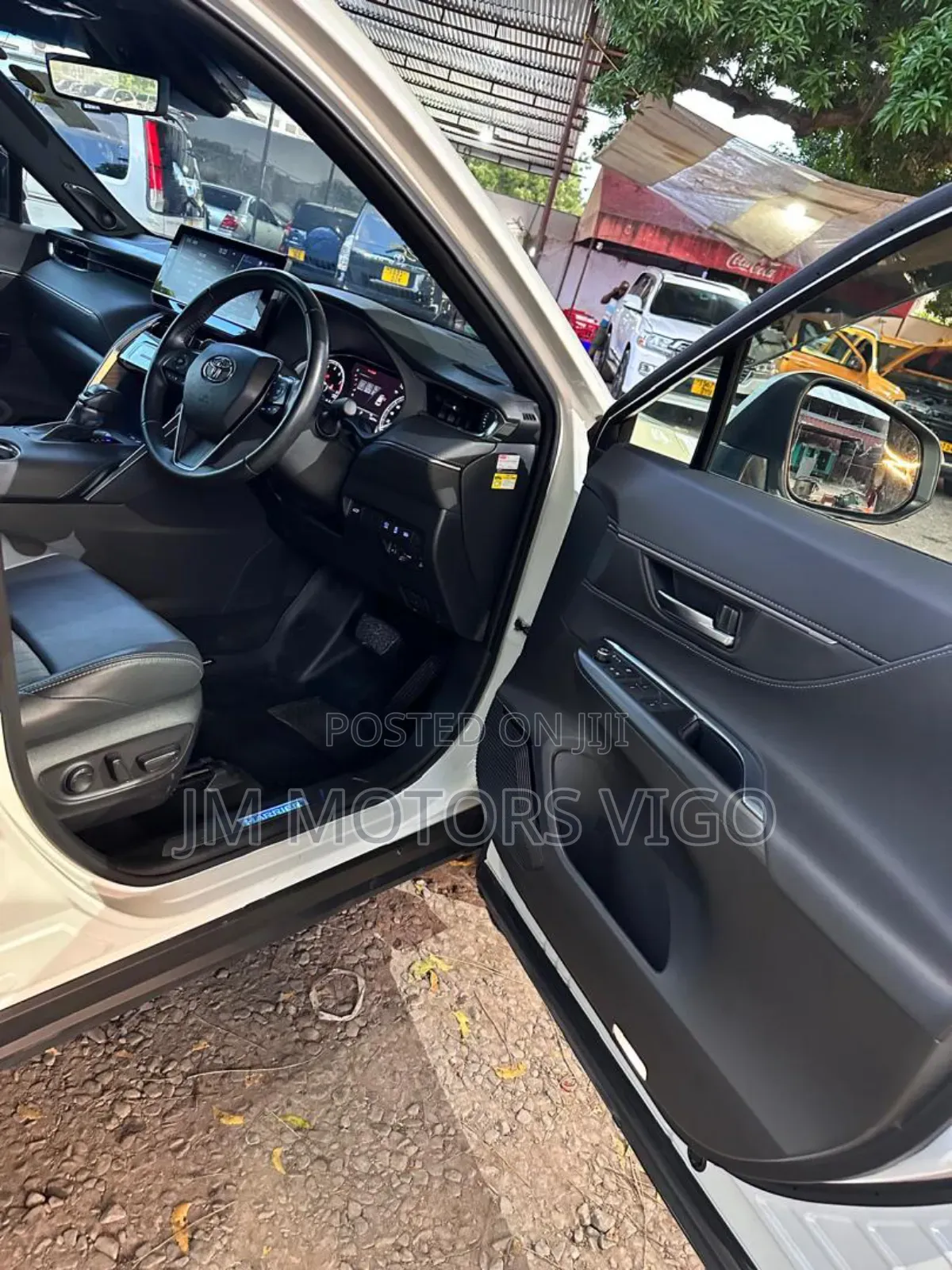 Toyota Harrier 2022 White