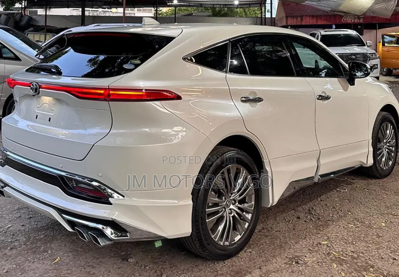 Toyota Harrier 2022 White