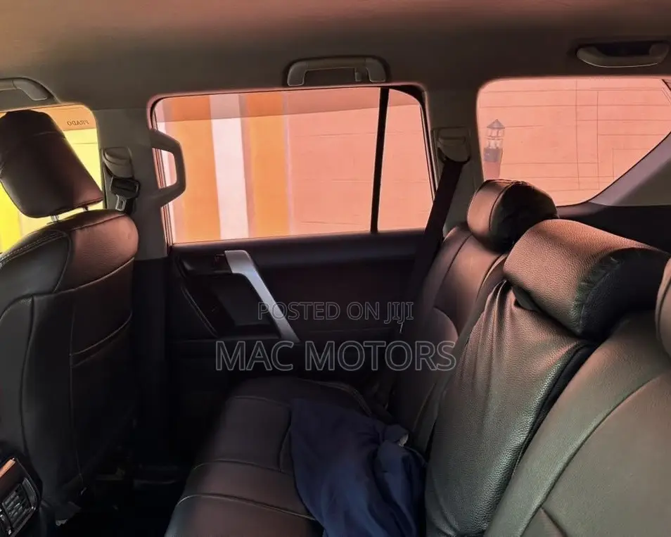 Toyota Land Cruiser Prado 2.8 D-4D 2016 White