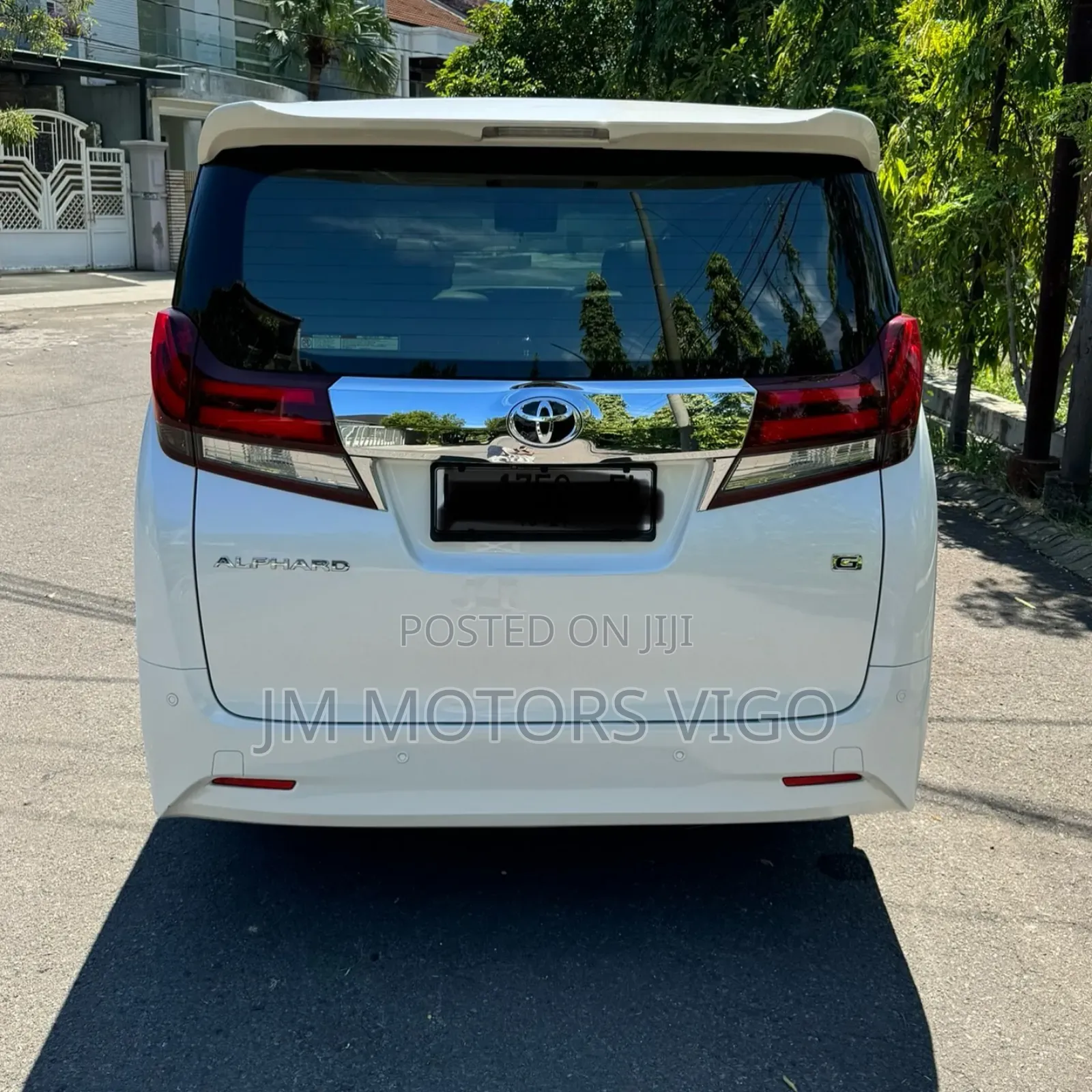 Toyota Alphard 2017 White
