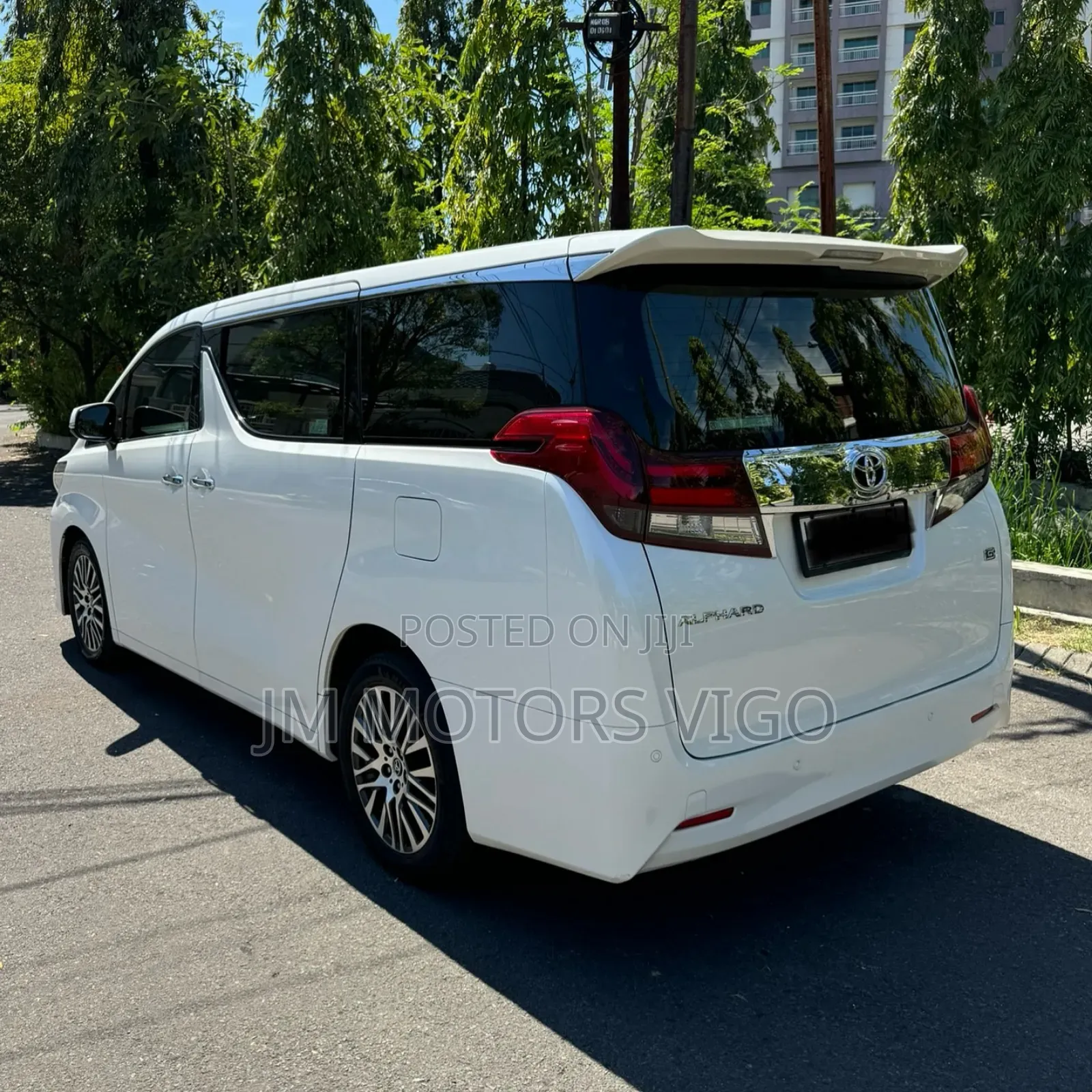Toyota Alphard 2017 White
