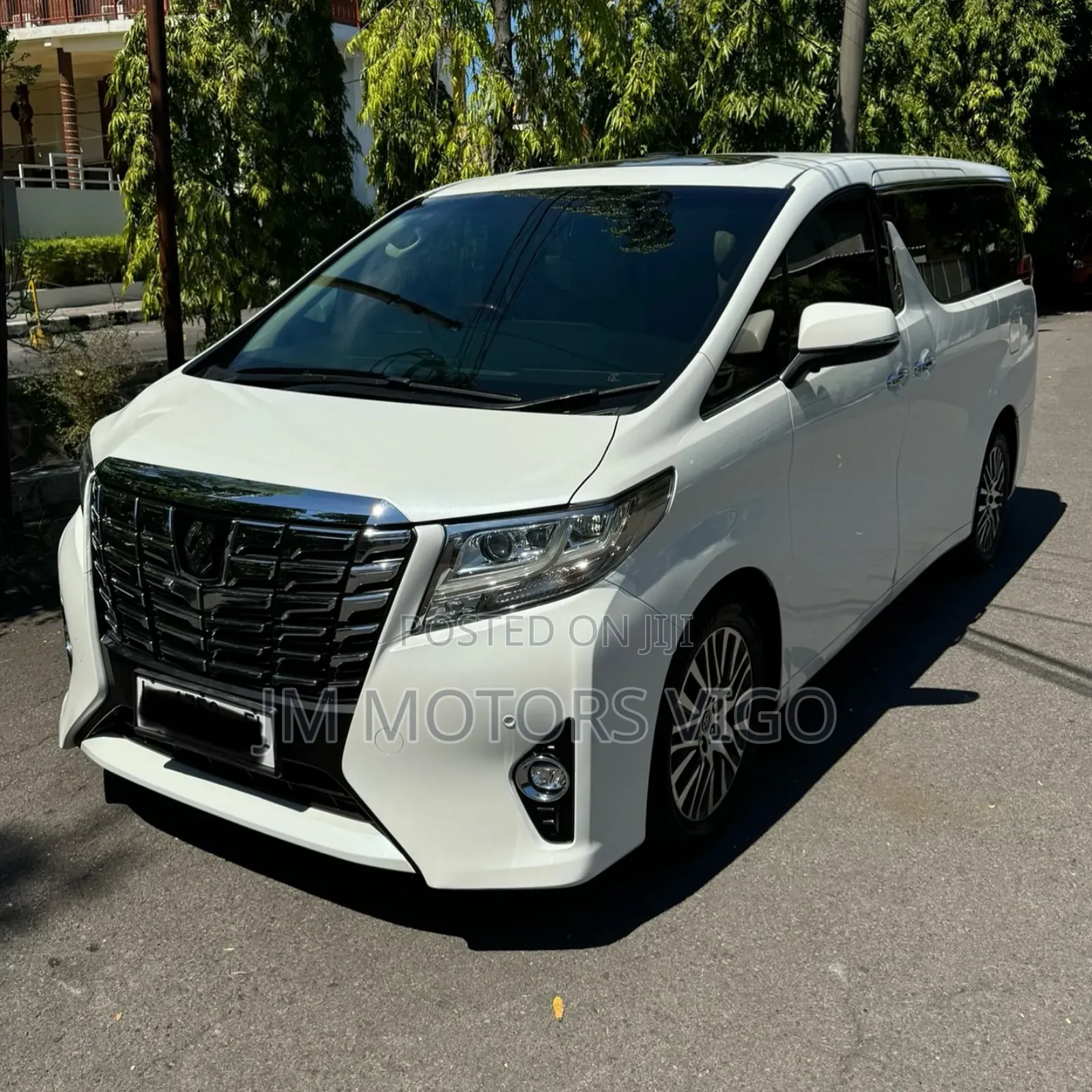 Toyota Alphard 2017 White