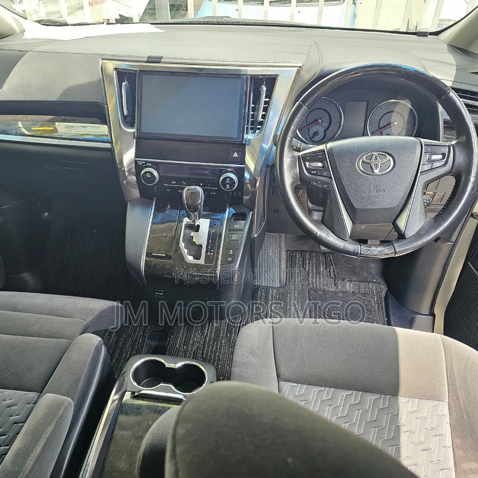 Toyota Alphard 2017 White
