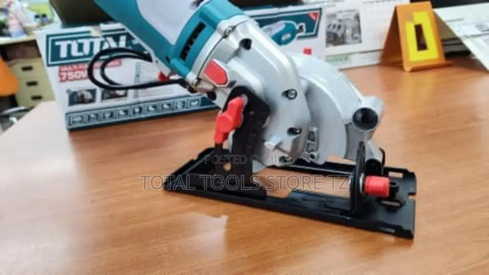 Total Multi Function Saw 750W / 125mm