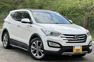 Hyundai Santa Fe 2014 White