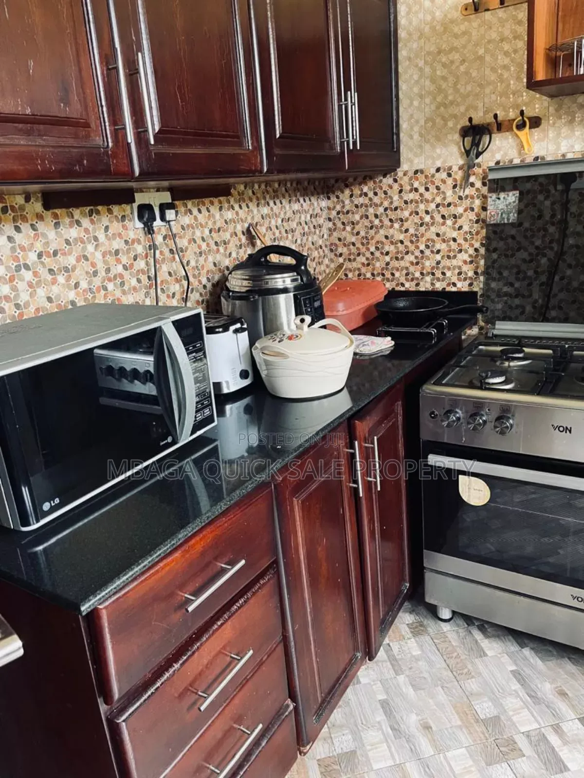 3bdrm House in Mikocheni for rent