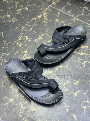 Men Simpo Wears