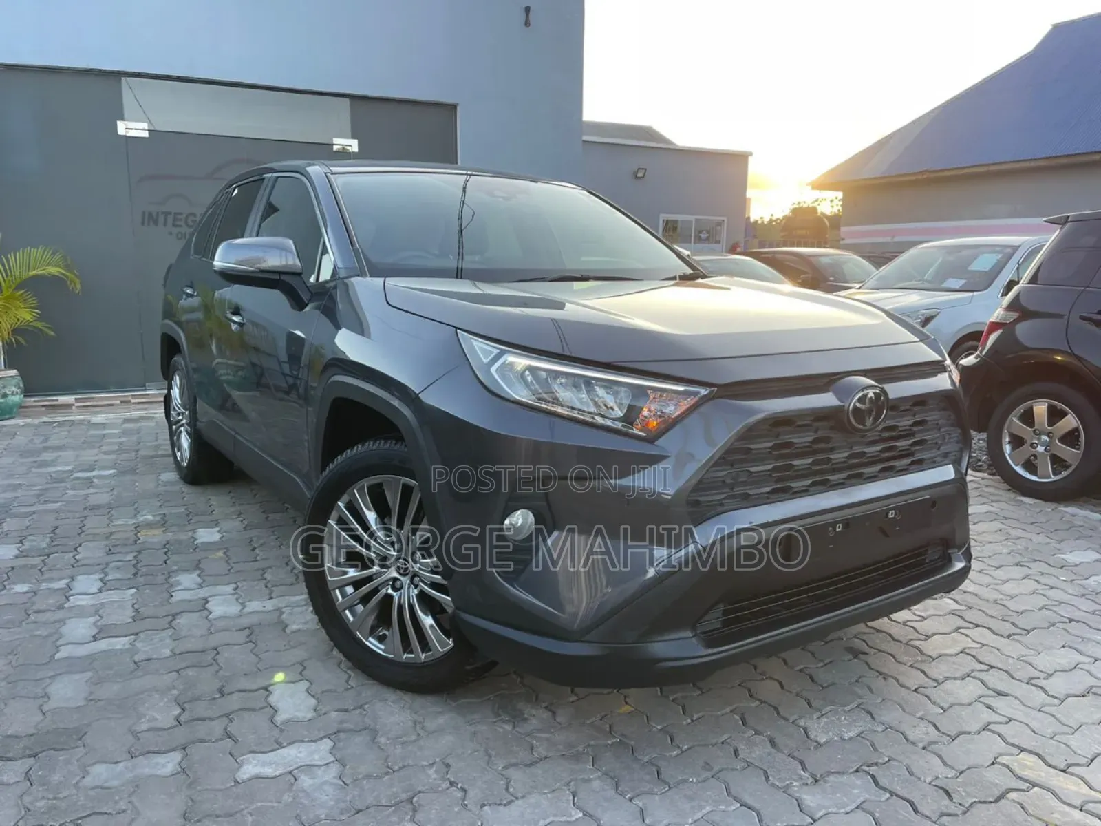 Toyota RAV4 2020 Gray