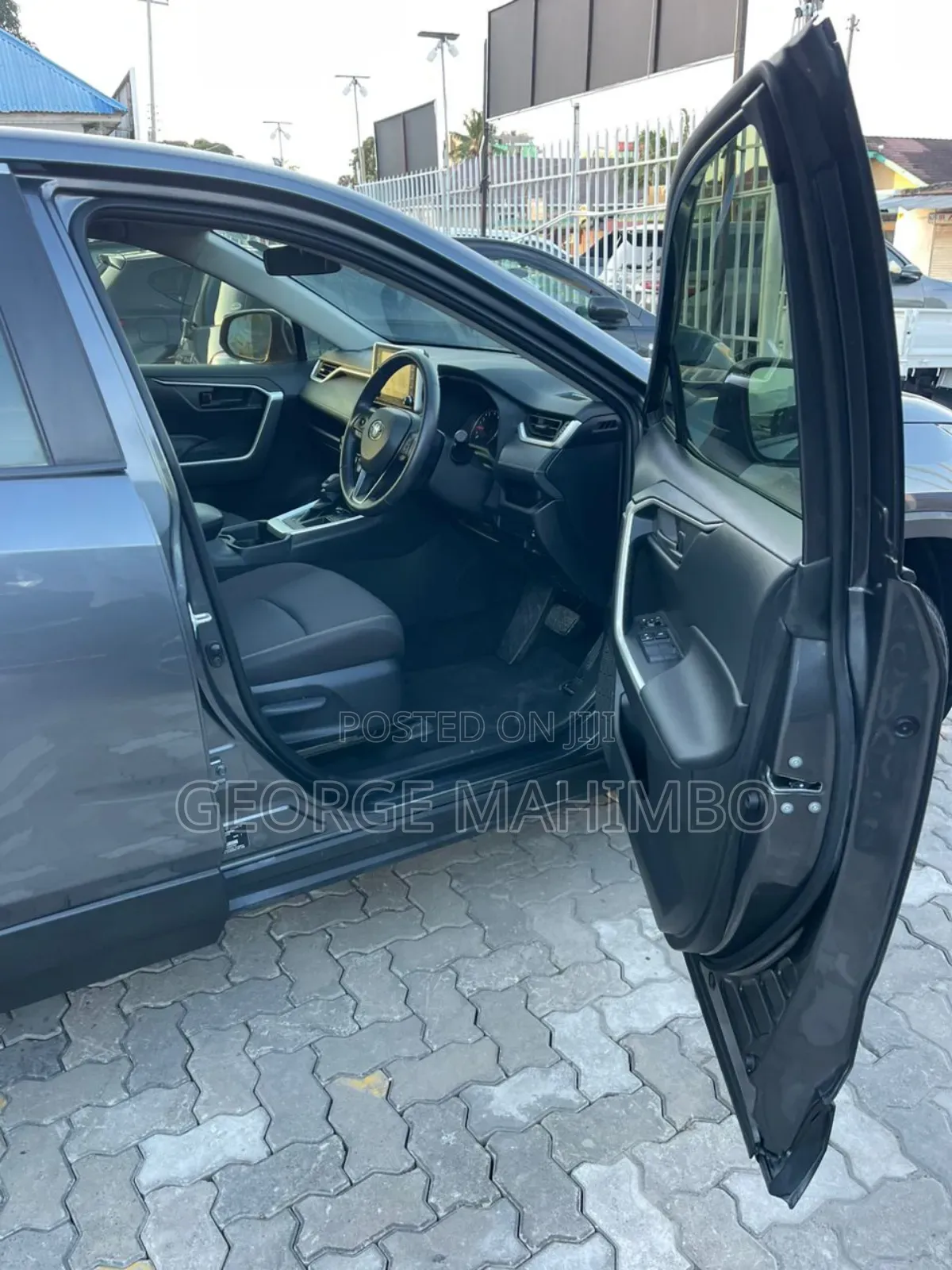 Toyota RAV4 2020 Gray