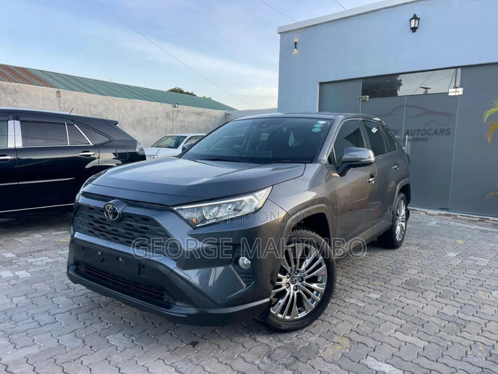 Toyota RAV4 2020 Gray