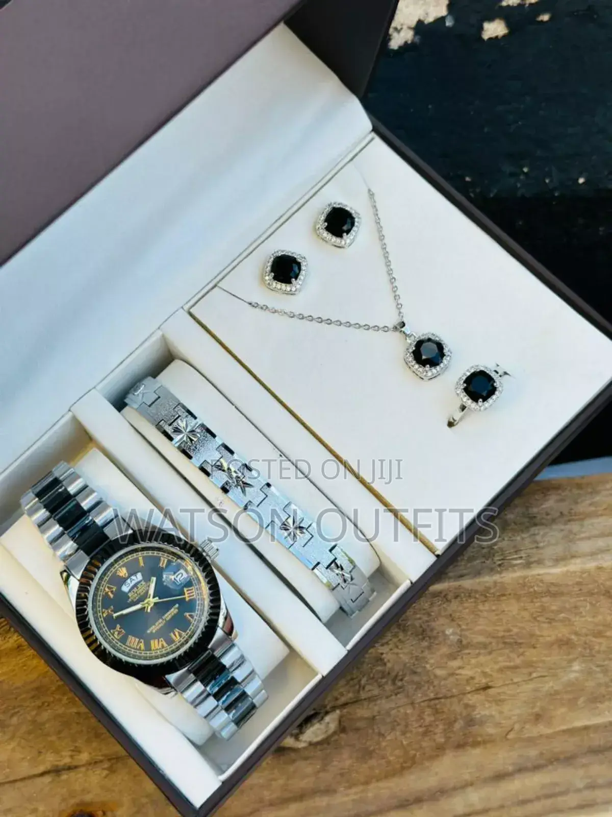 Full Box Ladies Set
