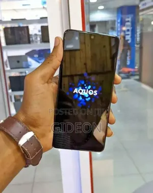 Sharp Aquos Zero 5G Basic 64 GB Blue