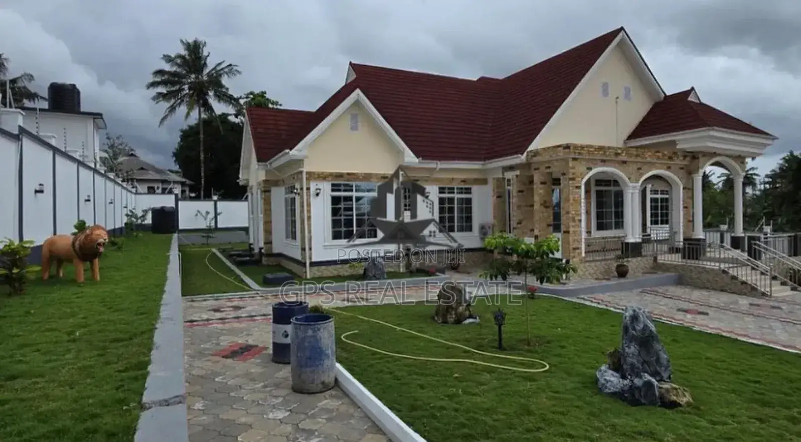 5bdrm Mansion in Goba, Kinondoni for sale