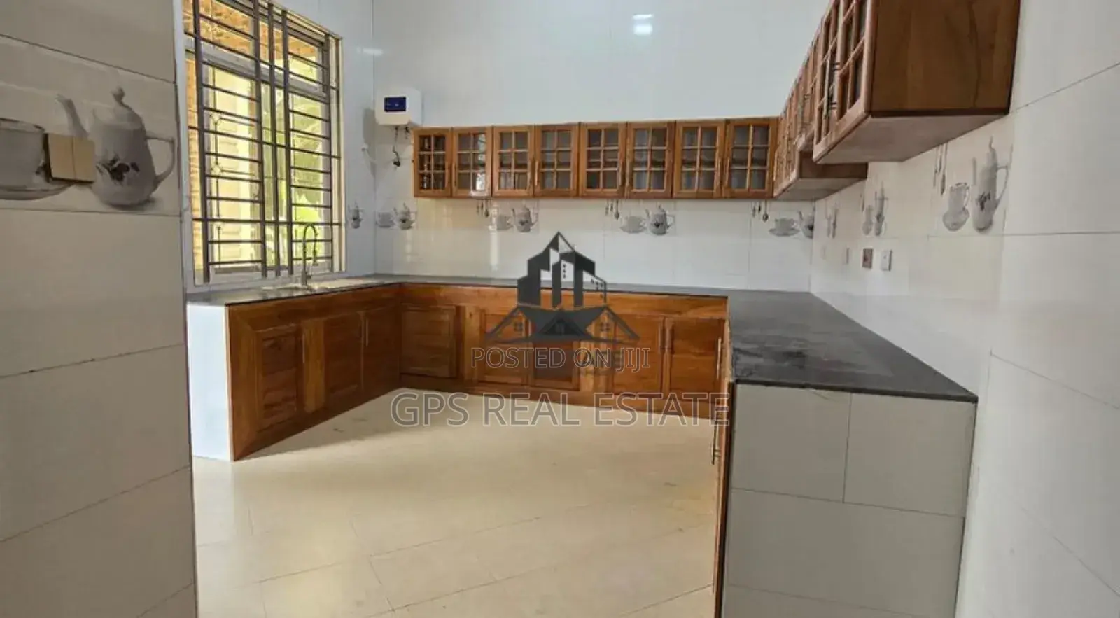 5bdrm Mansion in Goba, Kinondoni for sale