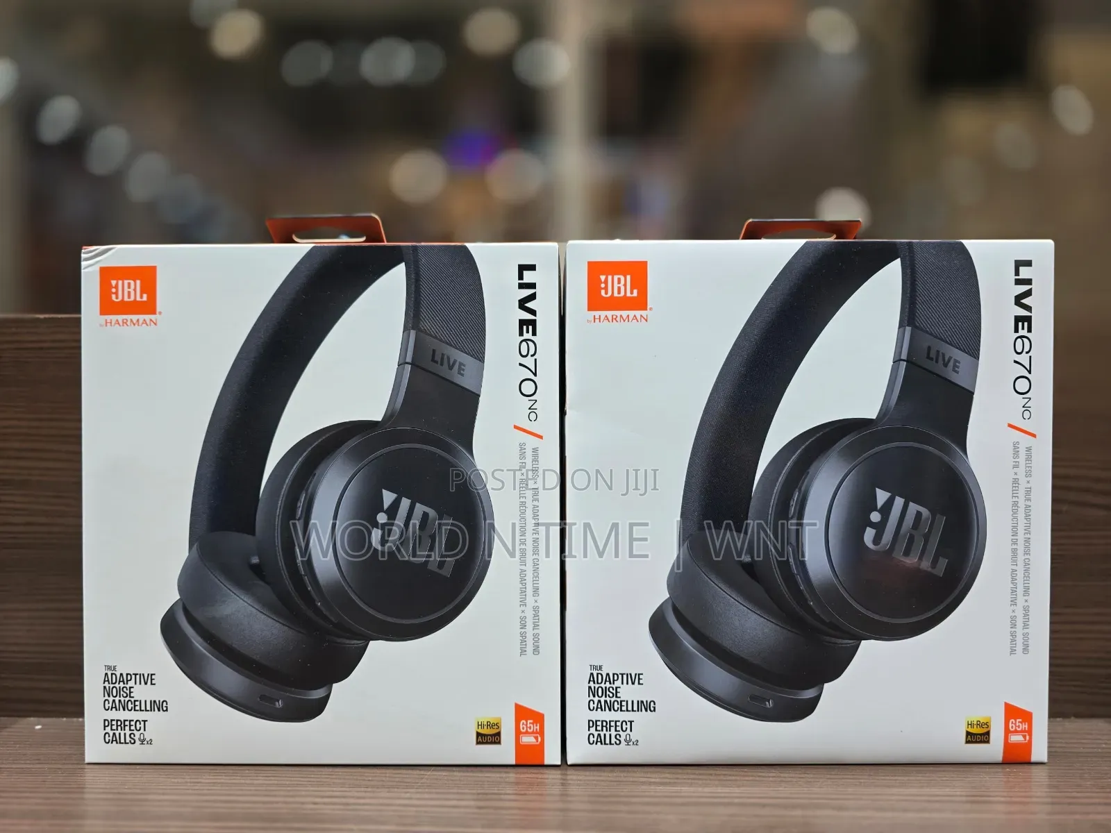 JBL Live 670nc Wireless on-Ear Headphones With True Adaptive