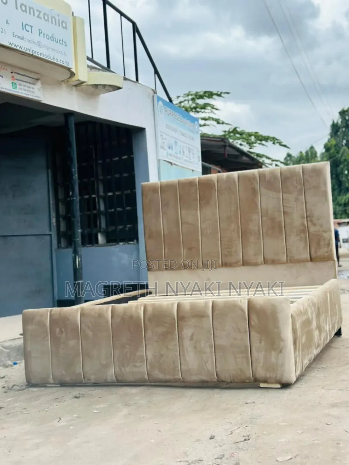 Bed Sofa Ya Mbao