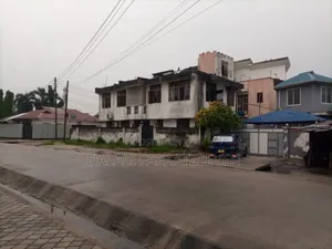 6bdrm House in Dalalipapaatzseven, Mikocheni for sale