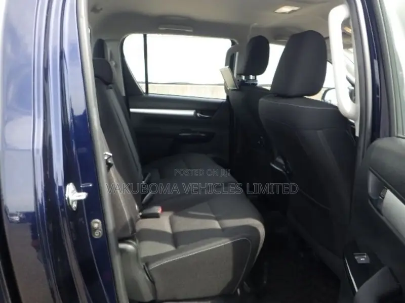 Toyota Hilux 2023 Black
