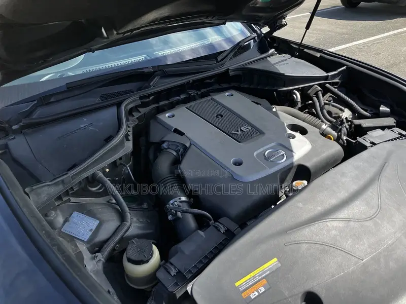 Nissan Fuga 2010 Black